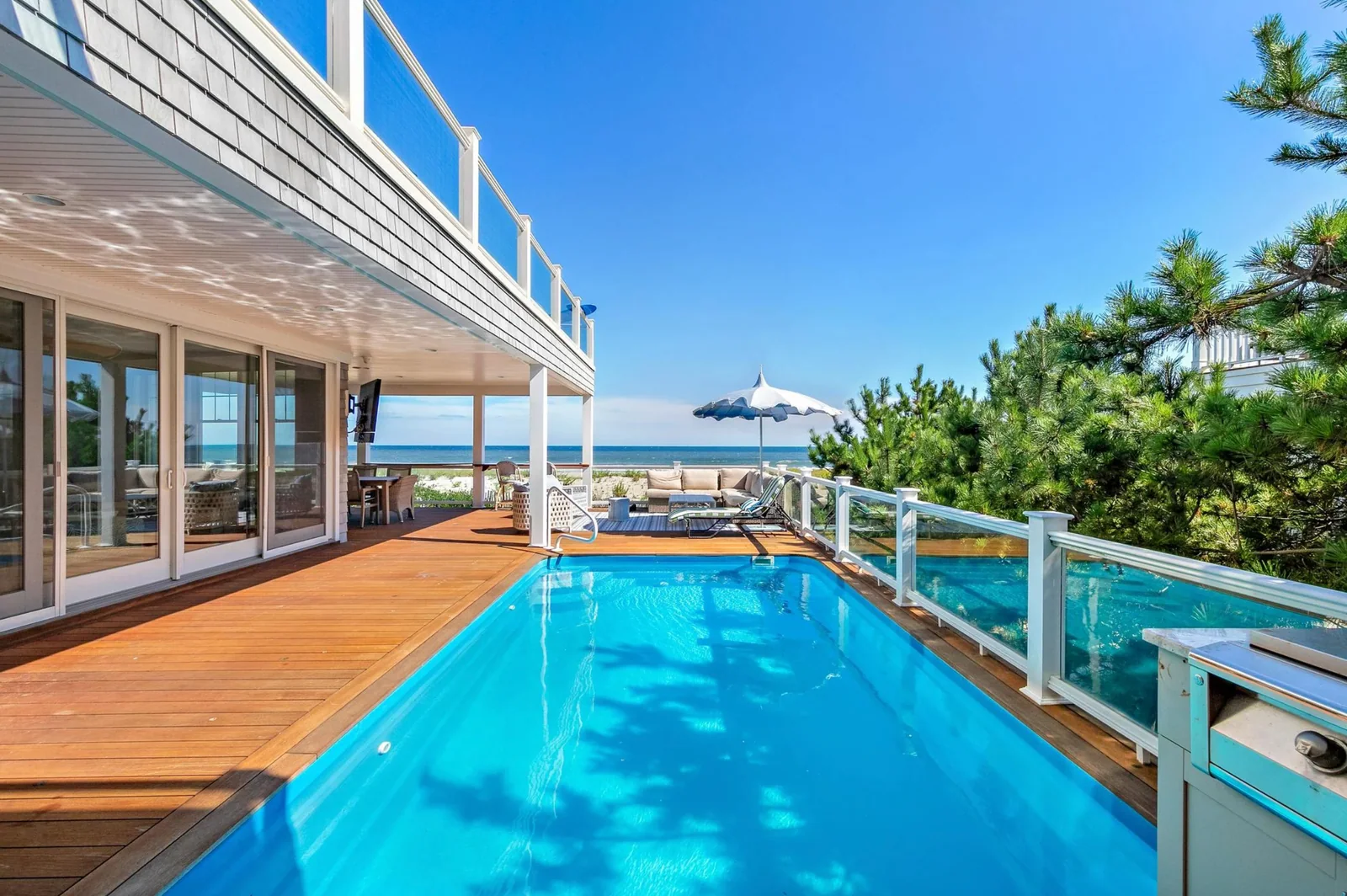 146 East Ohio coastal residence